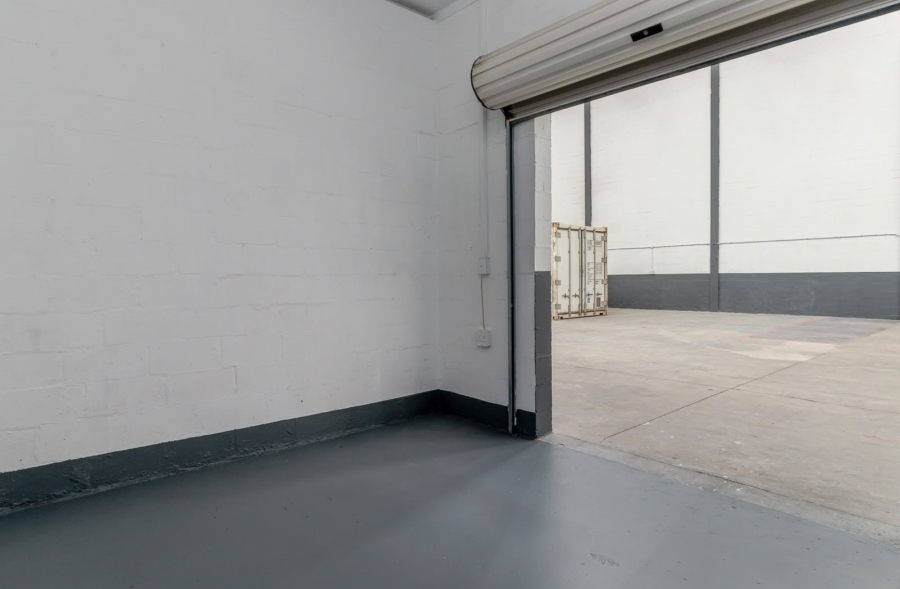 To Let Commercial Property for Rent in Gants Plaza Western Cape